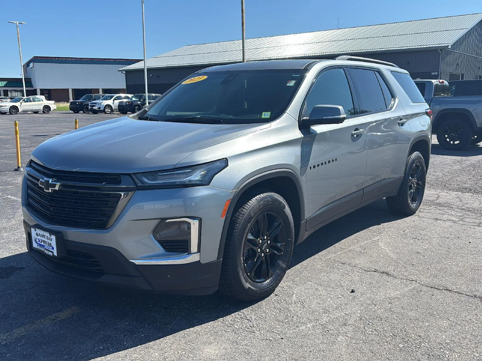 Used 2023 Sterling Gray Metallic Chevrolet LT Cloth image 3