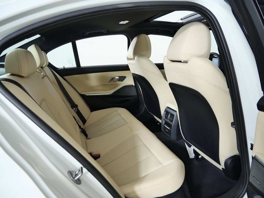 Used 2026 White BMW 330i xDrive image 23