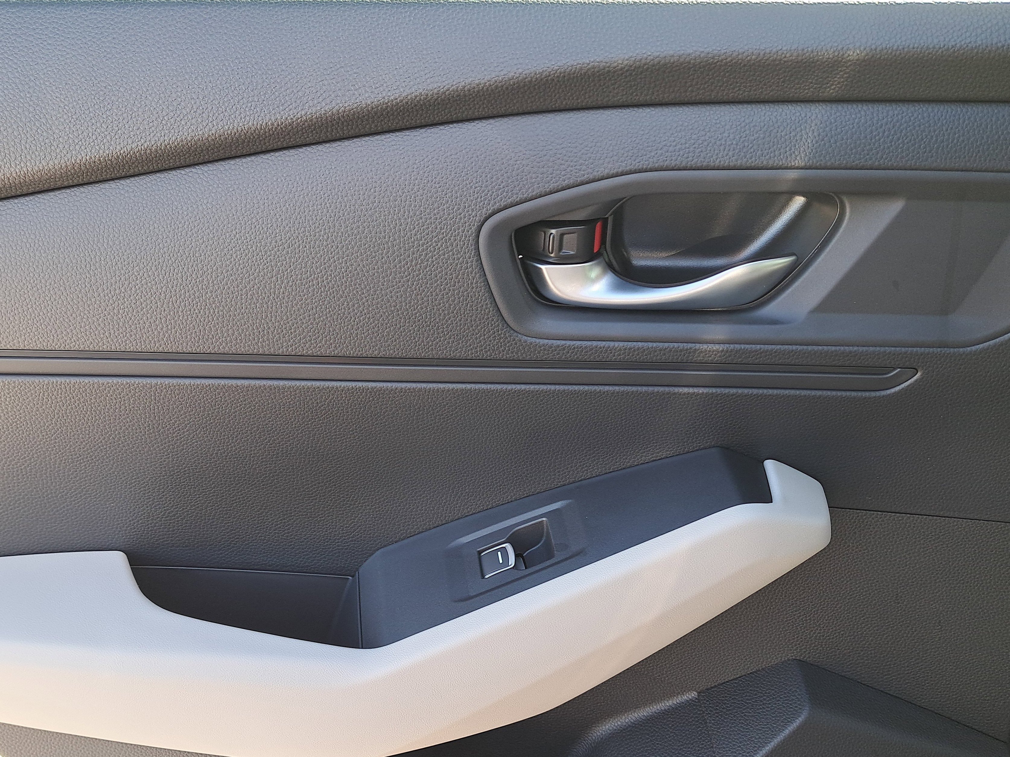 New 2026 Meteorite Gray Metallic Honda LX image 13