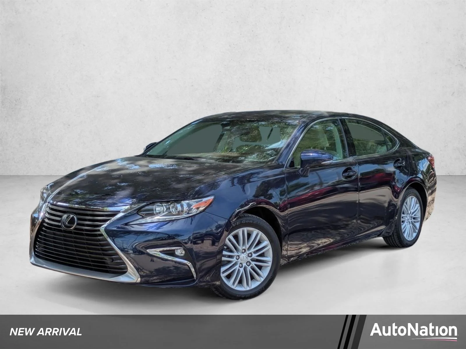 Used 2017 Nightfall Mica Lexus ES 350 image 1