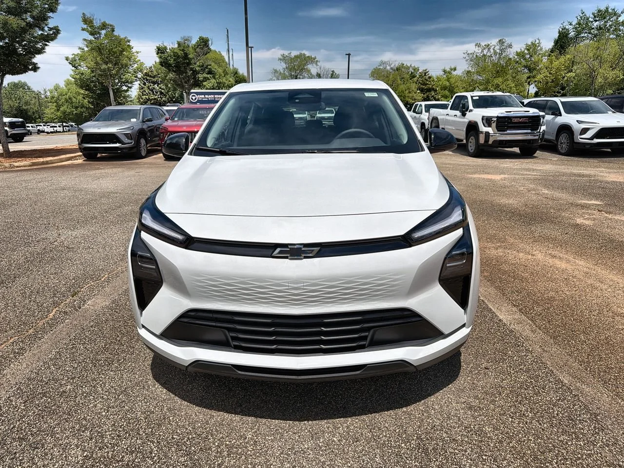 New 2027 Summit White Chevrolet LT image 3