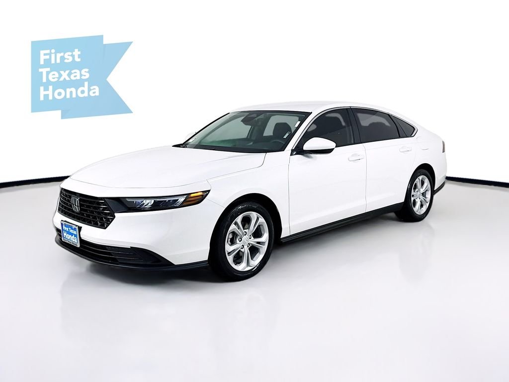 New 2026 Platinum White Pearl Honda LX image 4