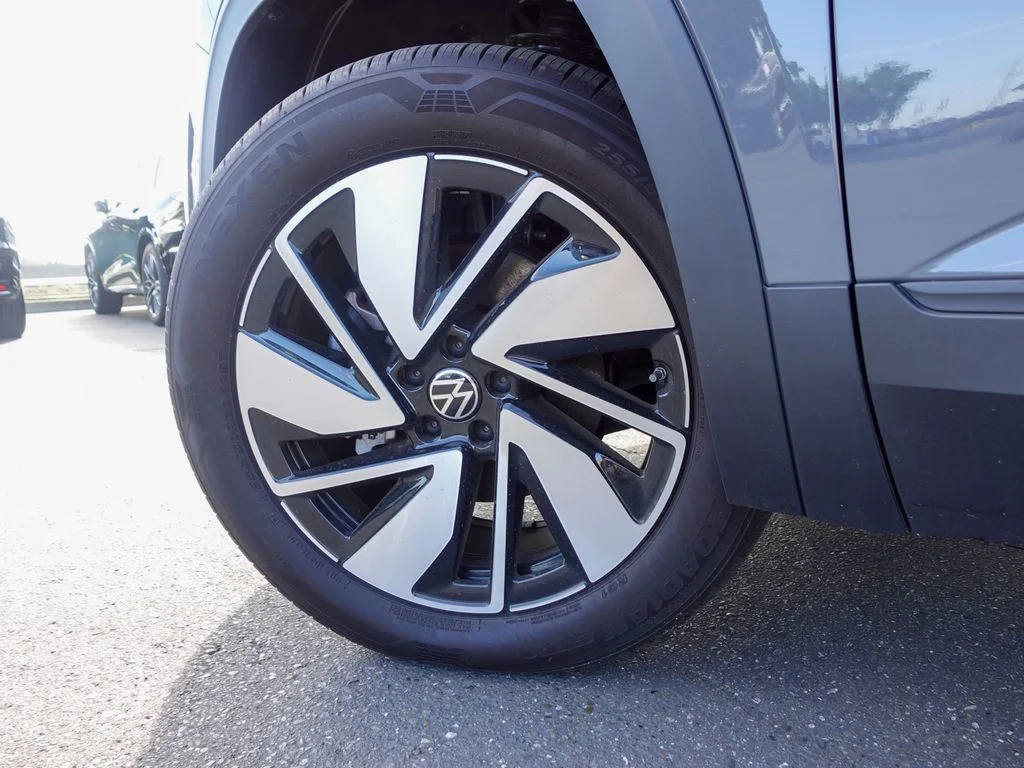 2026 Volkswagen Atlas SE w/Tech - Photo 10