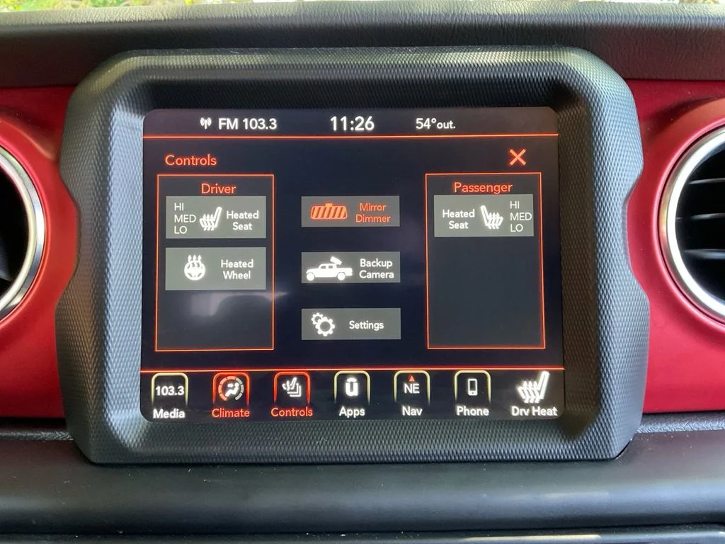 Used 2021 Silver Jeep Rubicon image 25