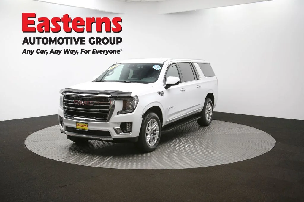 Used 2023 White GMC SLT image 59