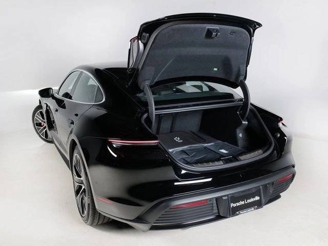 New 2026 Black Porsche 4S image 35
