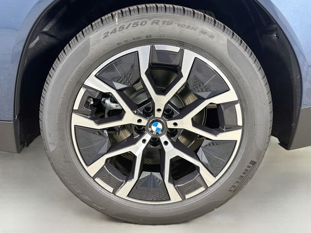 New 2026 Blue Metallic BMW 30 xDrive image 31