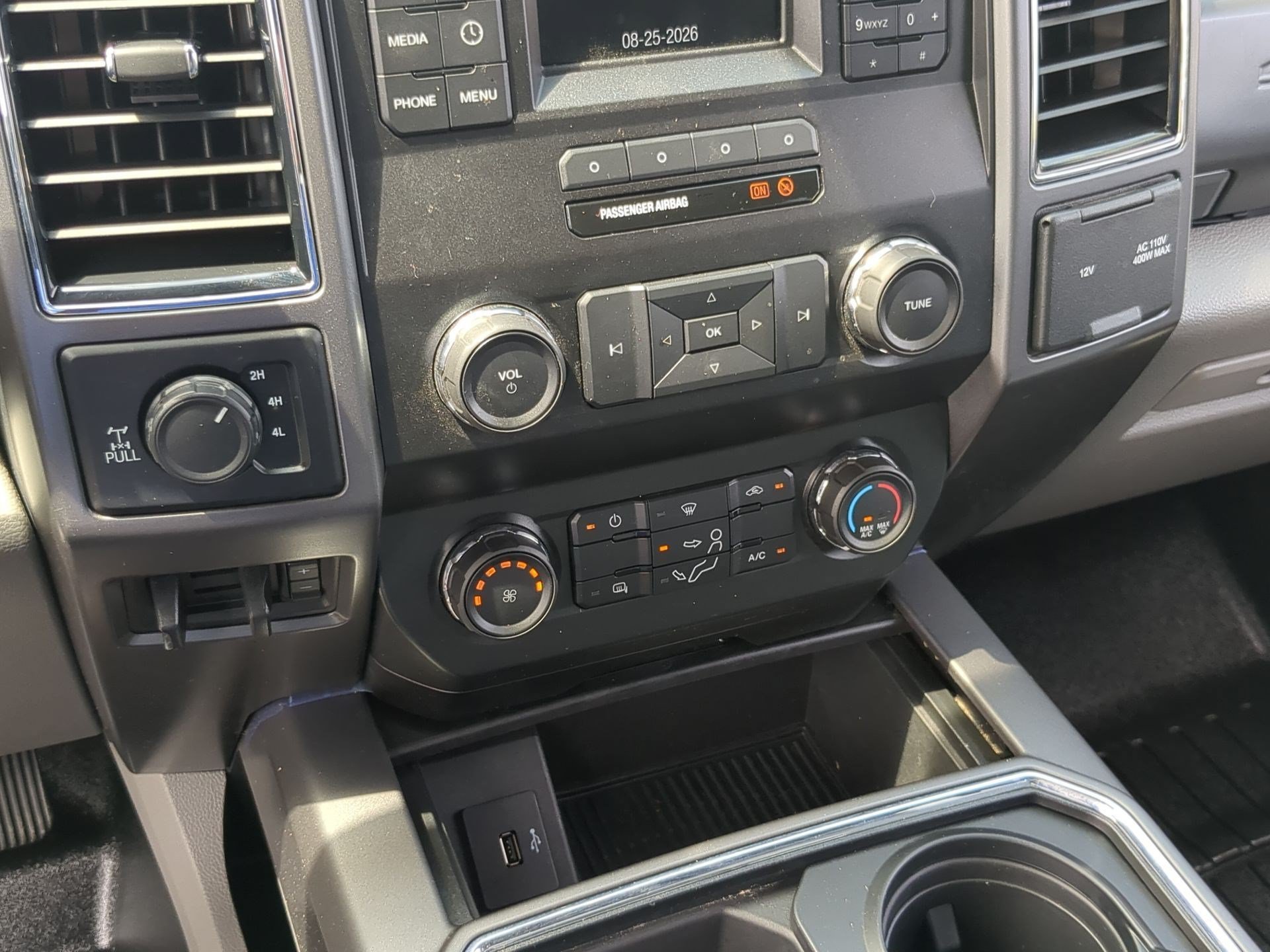 2019 Ford F-250 Super Duty XLT - Photo 18