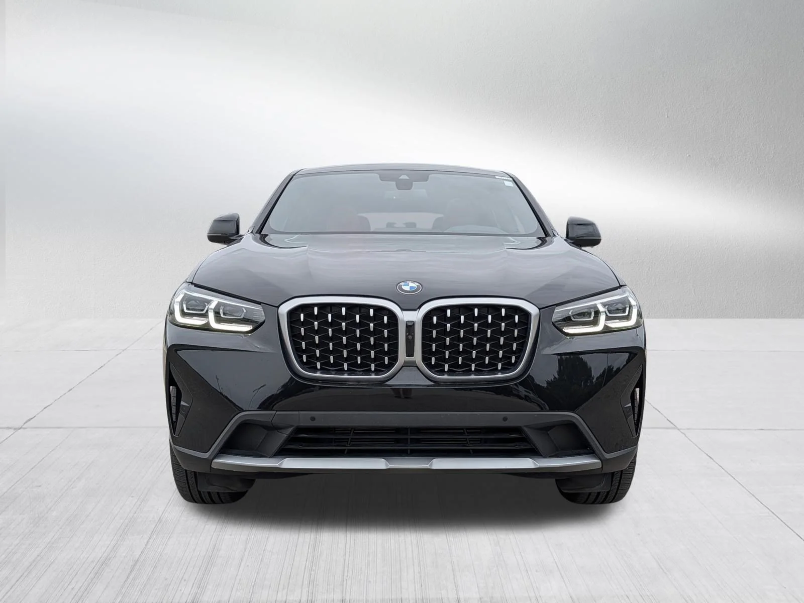 Used 2024 BMW X4 30i with VIN 5UX33DT06R9U60701 for sale in Rochester, Minnesota