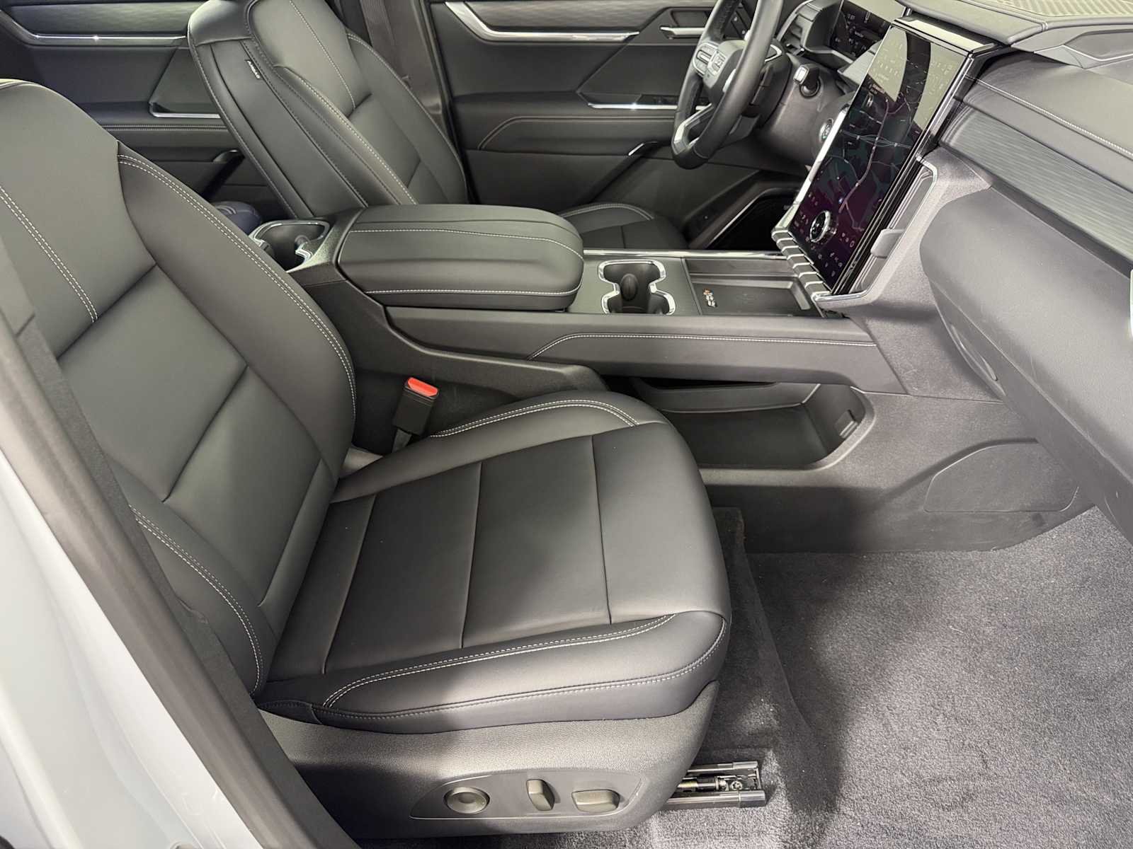 2026 GMC Acadia Elevation - Photo 11