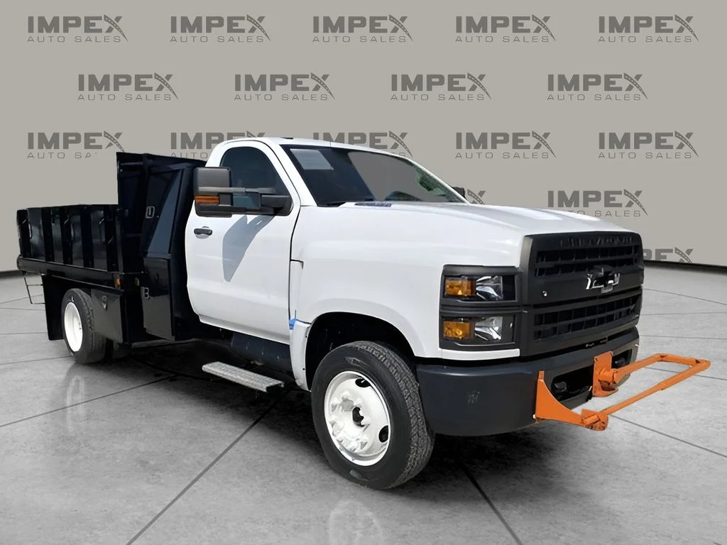 Used 2022 White Chevrolet Work Truck image 6