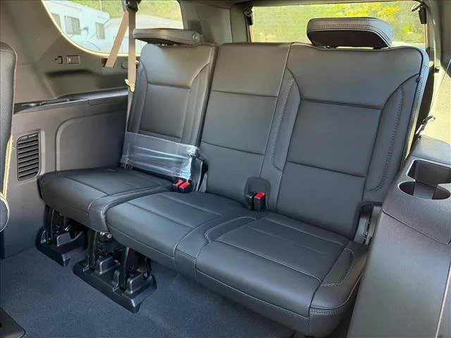 2026 GMC Yukon XL Denali - Photo 26