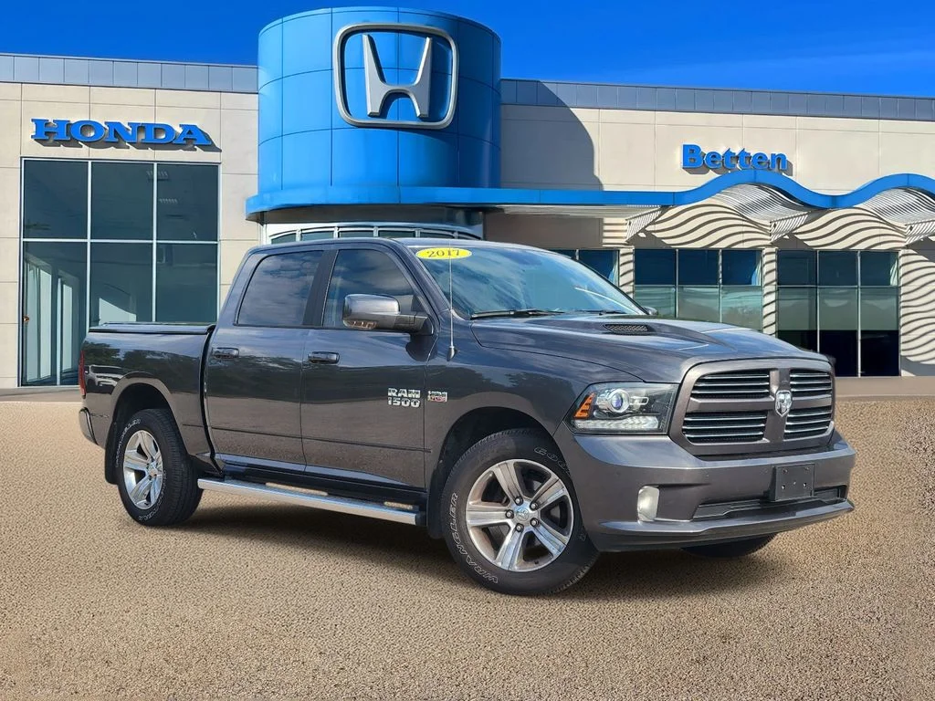 Used 2017 Gray Ram Sport image 1