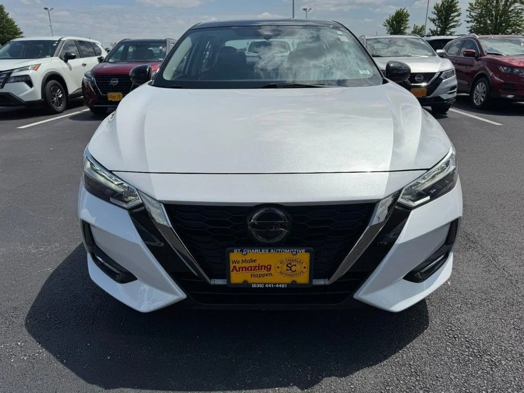 Certified Used 2023 White Nissan SR image 9