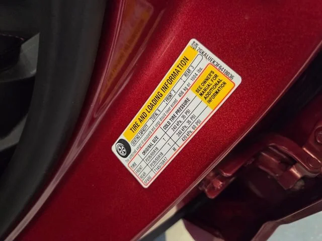 Used 2015 CRYSTAL RED TINTCOAT GMC Denali image 20