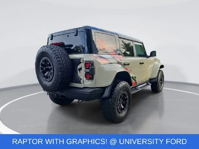 Used 2025 Beige Ford Raptor image 3