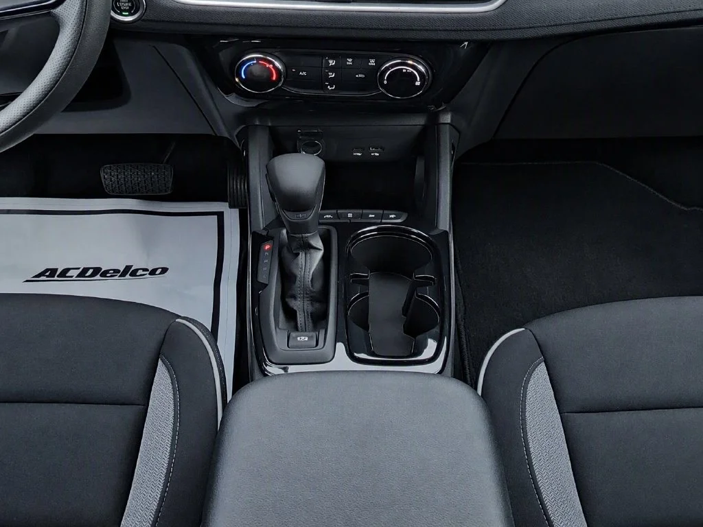 New 2026 White Chevrolet LT image 29