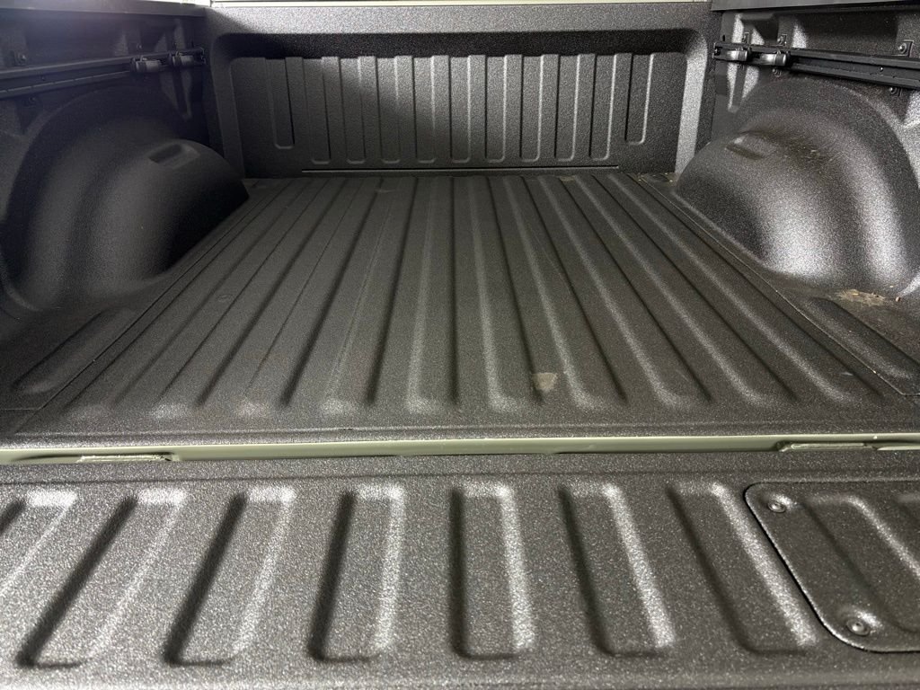 New 2026 Canyon Lake Exterior Paint RAM Laramie image 37