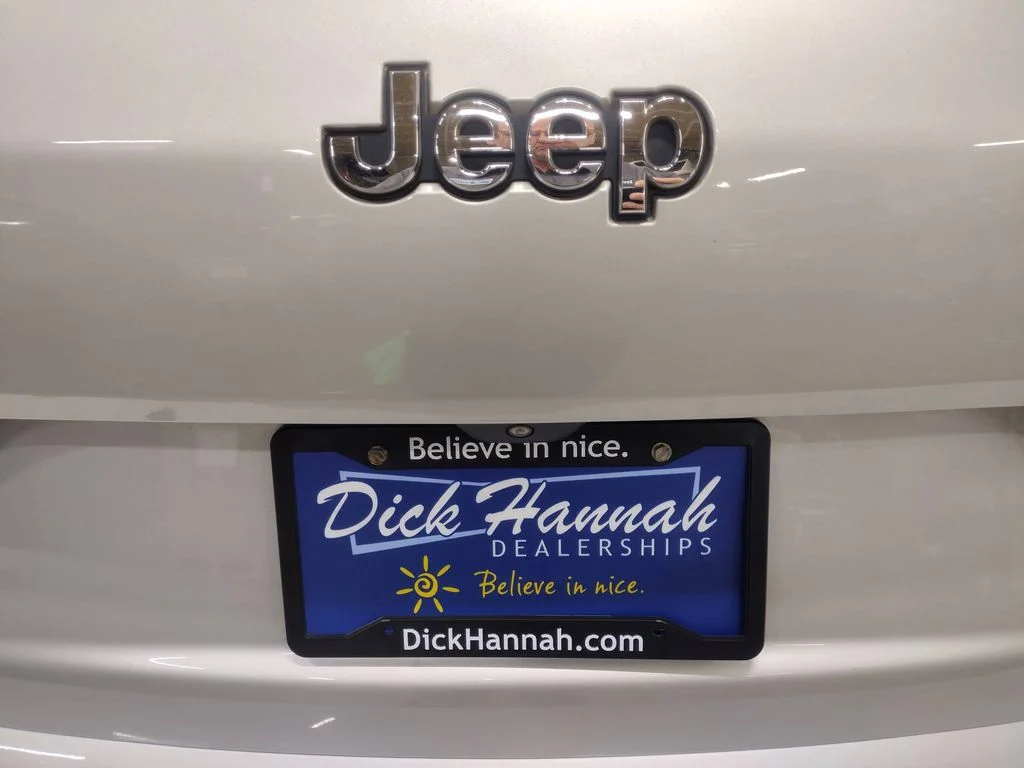 Used 2021 Silver Jeep Limited image 16