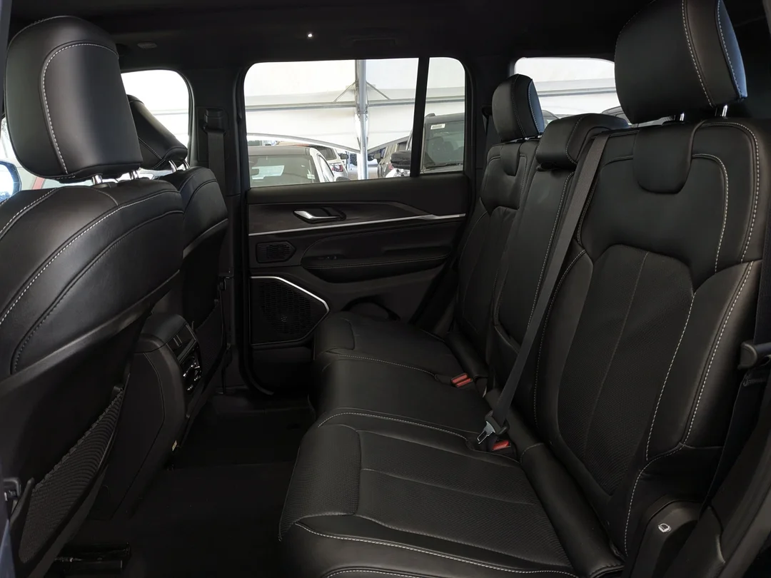 New 2026 Black Jeep Limited Reserve - - 4x4 - Nappa Leather - Ventilated Seats - Trailer Tow Pack & More! image 28