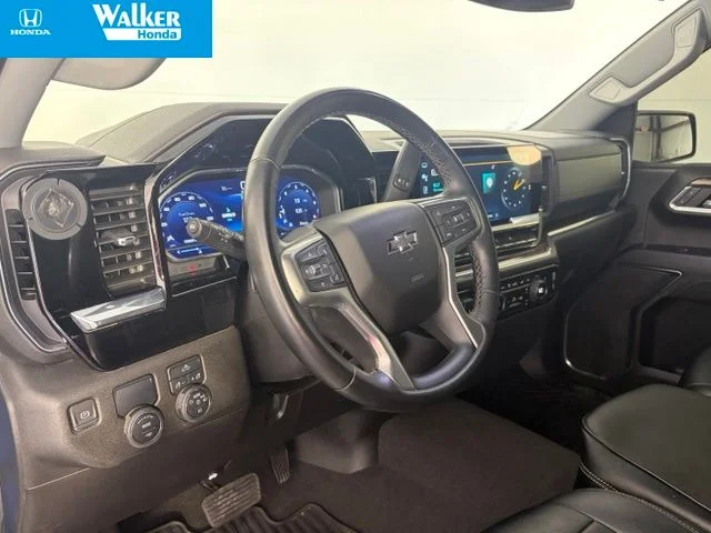 Used 2023 Blue Chevrolet RST image 19
