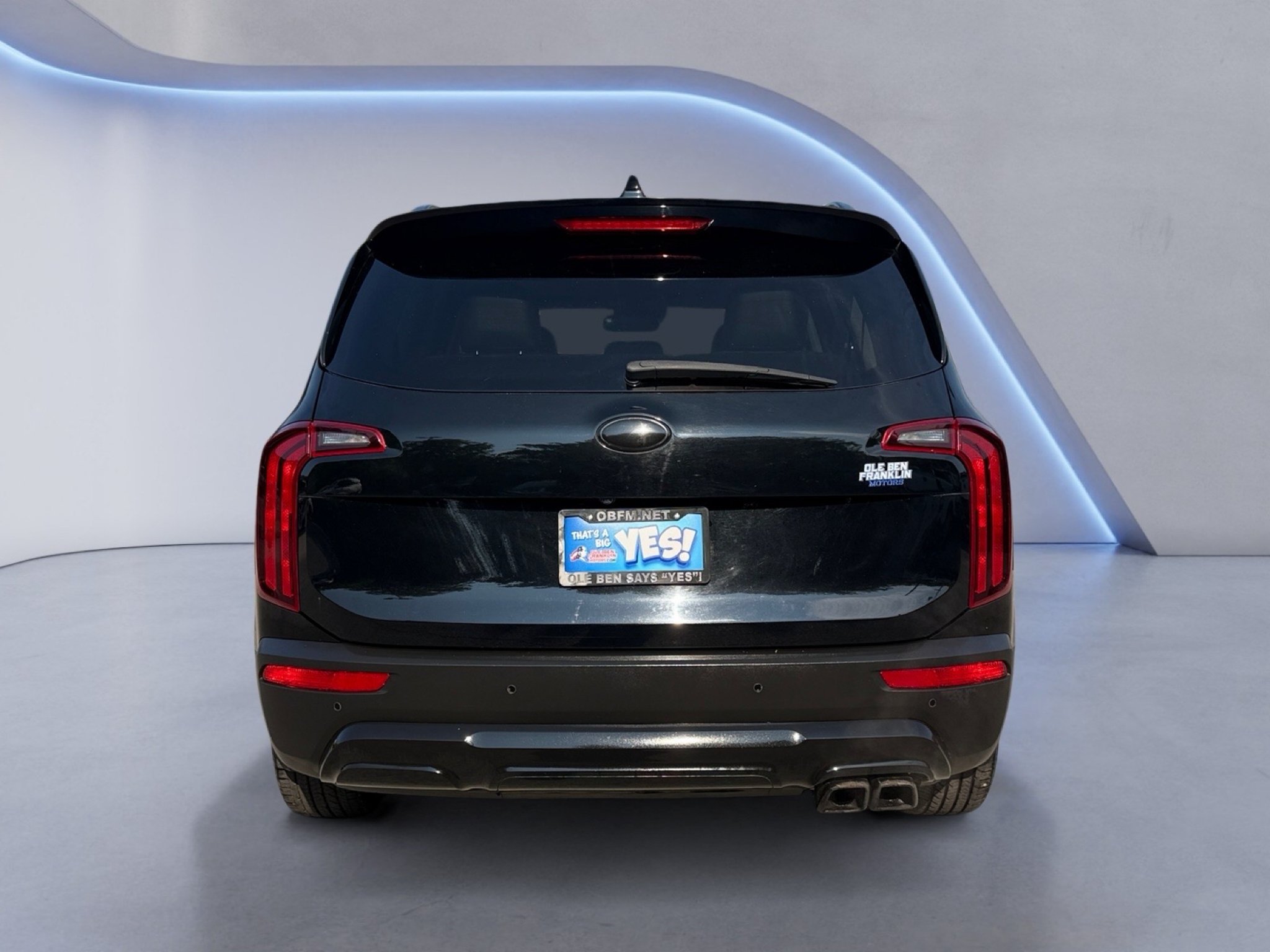 Used 2020 Ebony Black Kia SX image 4
