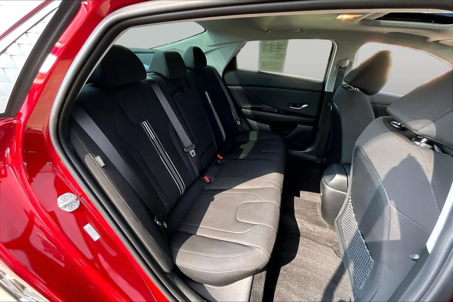 Used 2024 Ultimate Red Hyundai SEL image 19