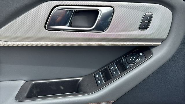 New 2026 Carbonized Gray Metallic Ford Active image 21