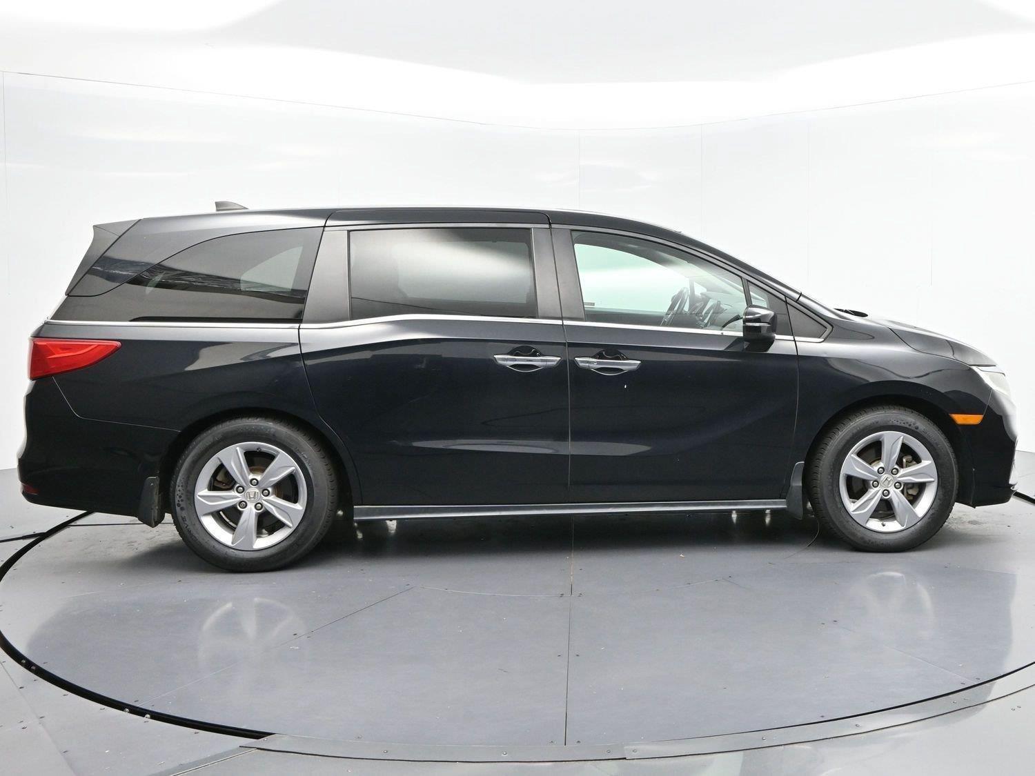 Used 2018 Crystal Black Pearl Honda EX-L image 8