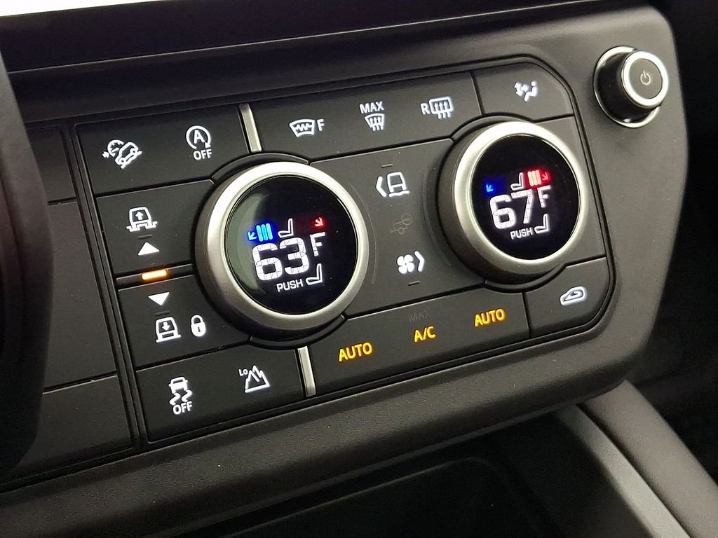 New 2026 Borasco Grey LAND ROVER X-Dynamic SE image 12