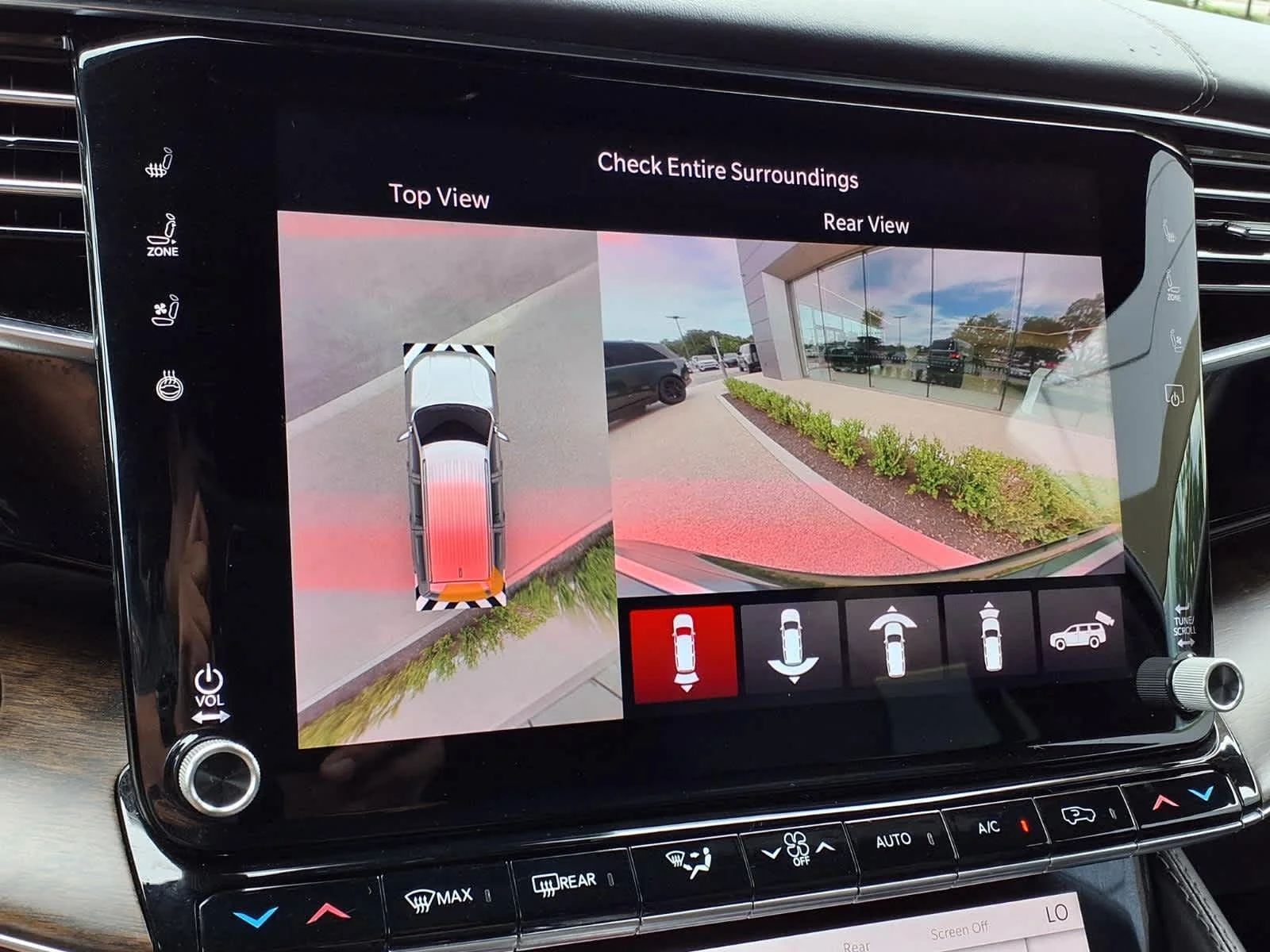 Used 2022 Diamond Black Crystal Pearlcoat Jeep Series I image 15