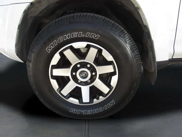 Used 2019 Super White Toyota TRD Off-Road Premium image 5