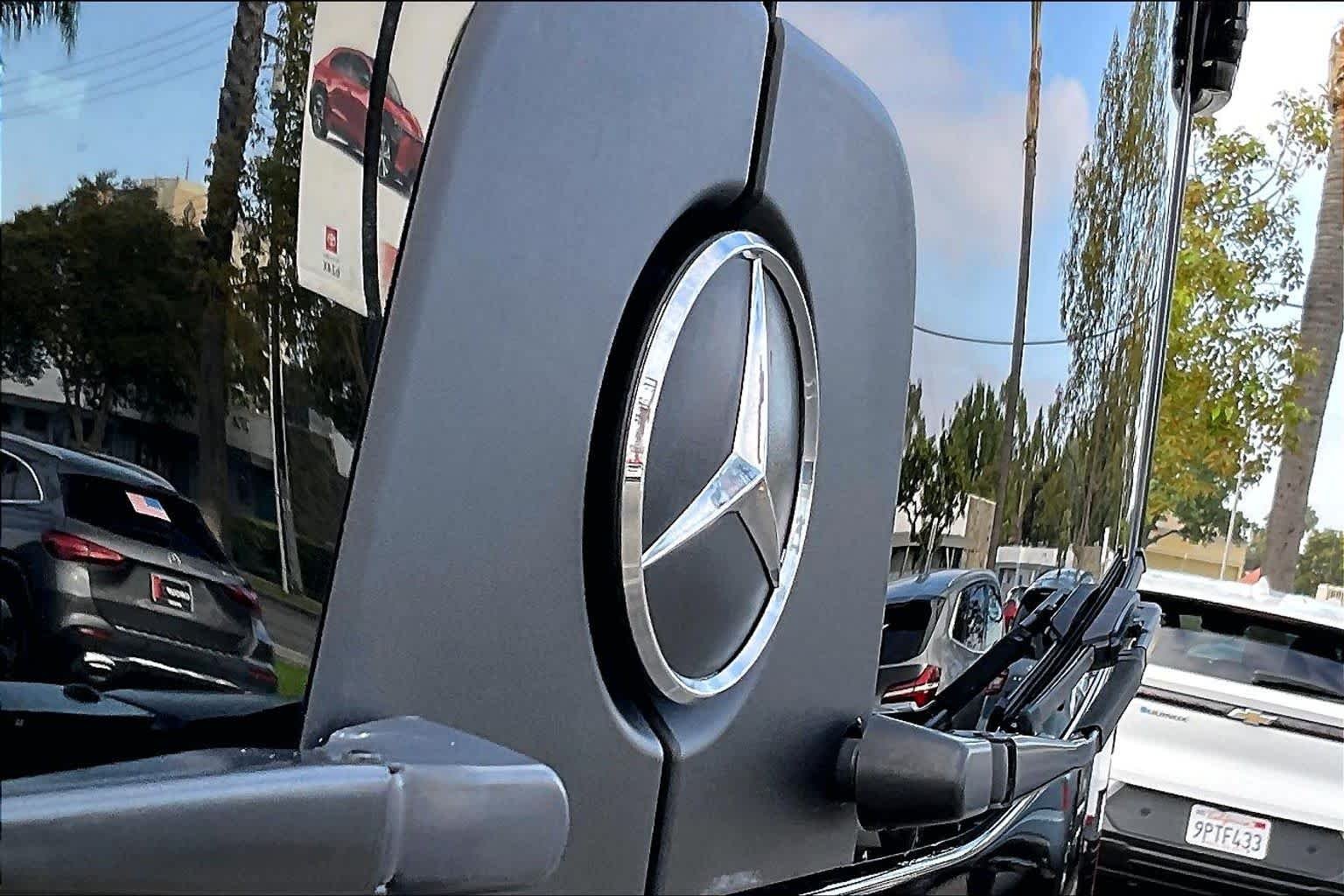Used 2018 Obsidian Black Metallic Mercedes-Benz  image 29