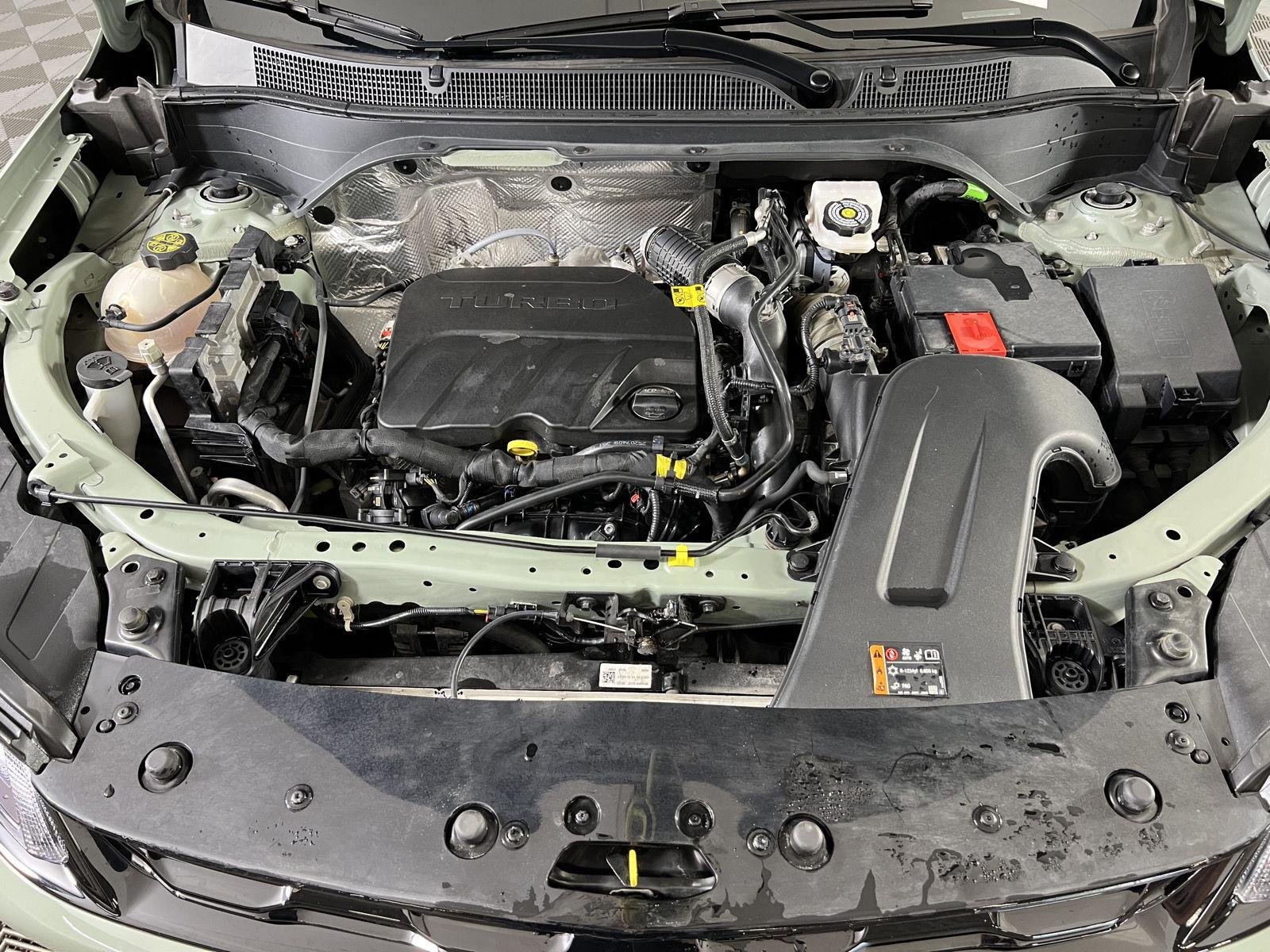 Used 2025 Cacti Green Chevrolet ACTIV image 29
