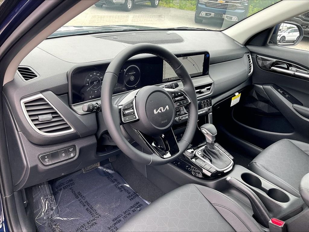 New 2026 Dark Ocean Blue Kia EX image 8