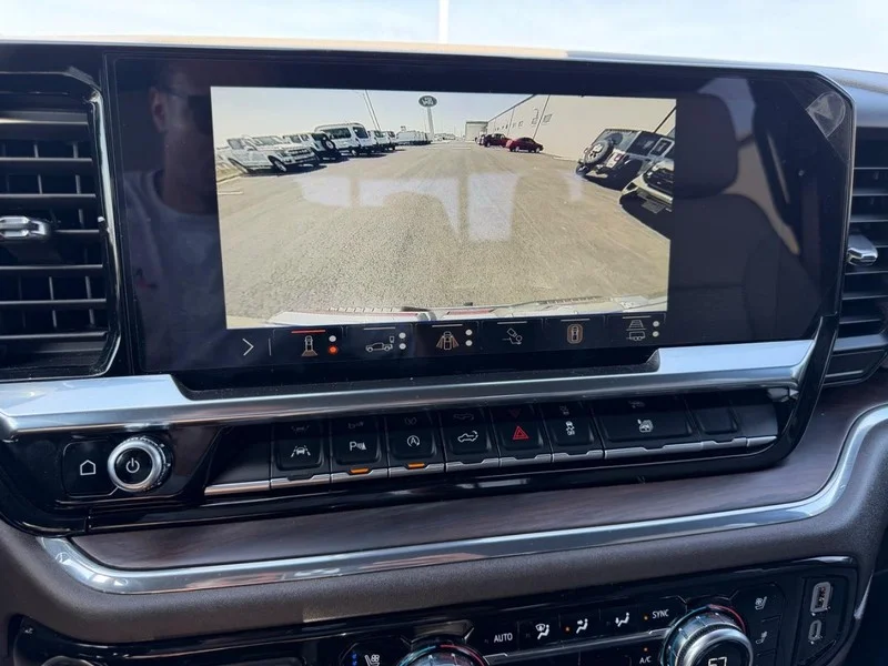 Certified Used 2024 Metallic GMC SLT image 22