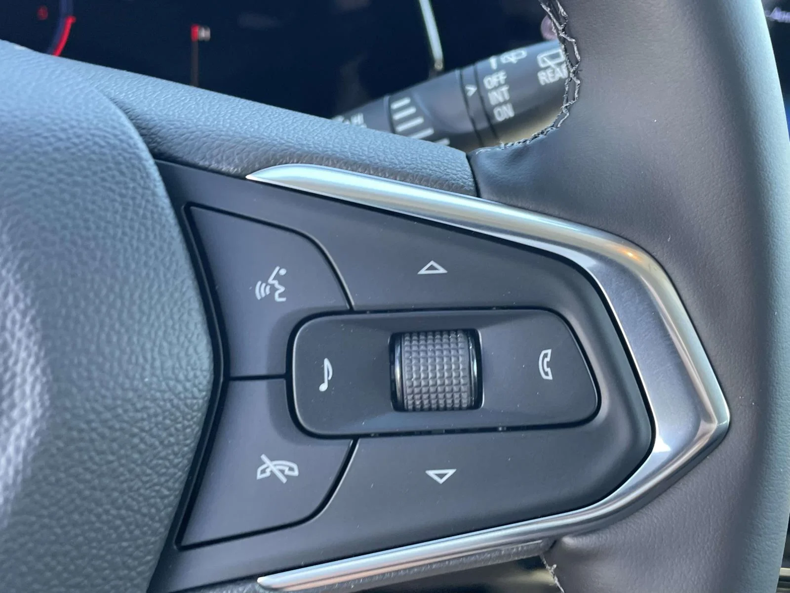 New 2026 Summit White Chevrolet LT image 28