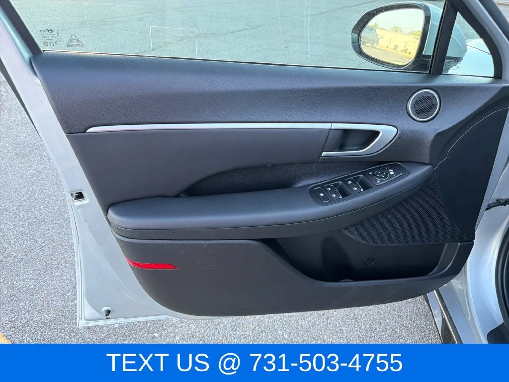 Used 2025 Silver Hyundai SEL image 11