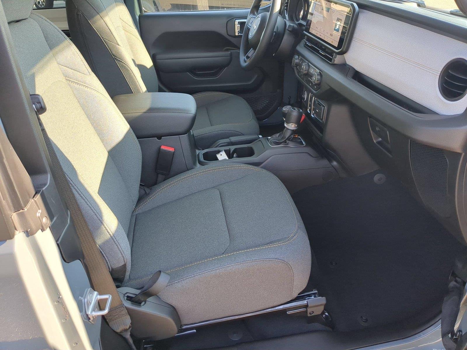 New 2026 Anvil Clearcoat Jeep Sport image 33