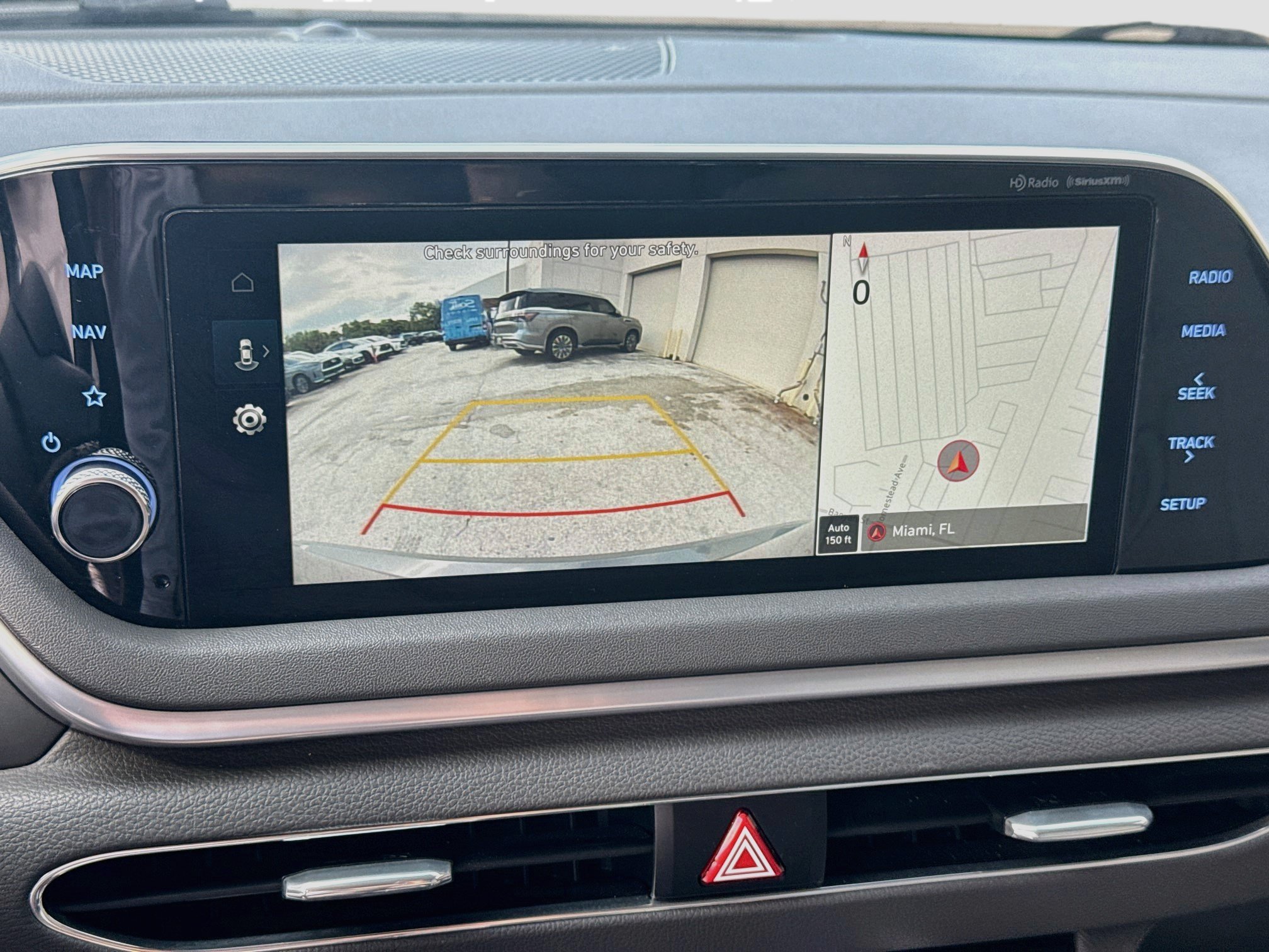 Used 2023 Hampton Gray Hyundai SEL image 12
