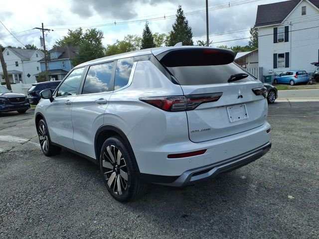 2025 Mitsubishi Outlander SE - Photo 7