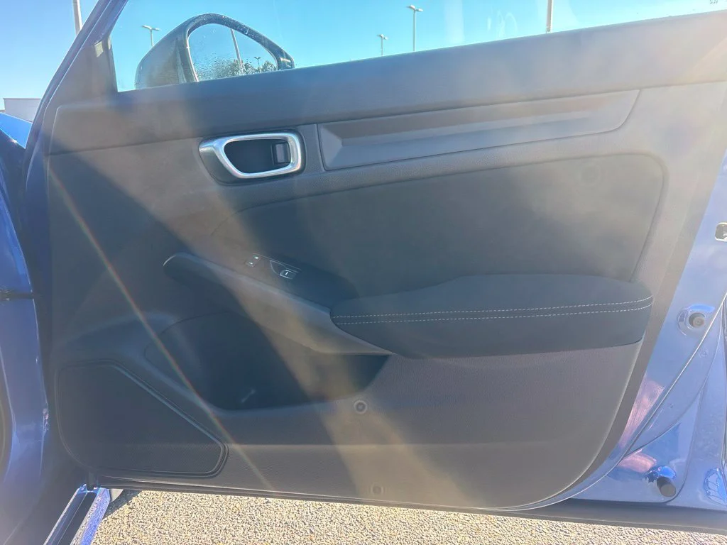 Used 2024  Honda Sport image 20