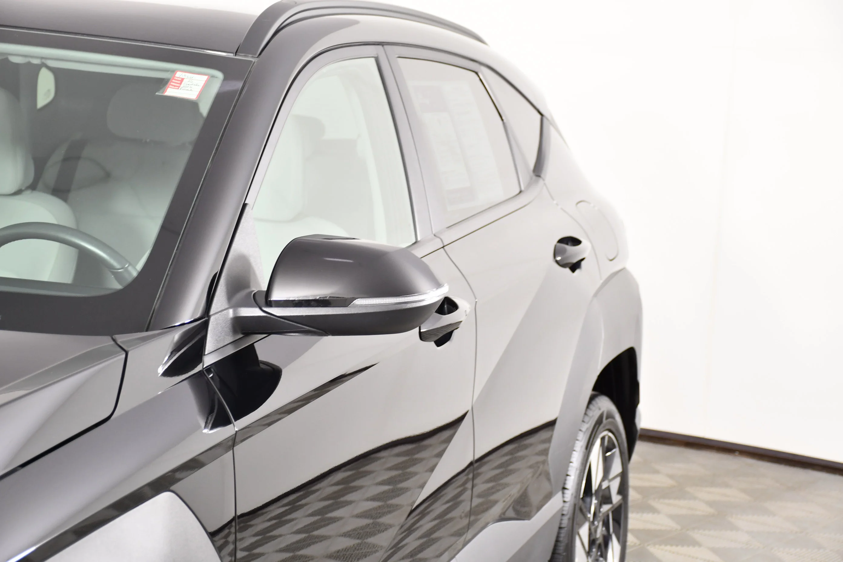 Used 2025 Abyss Black Pearl Hyundai SEL image 13