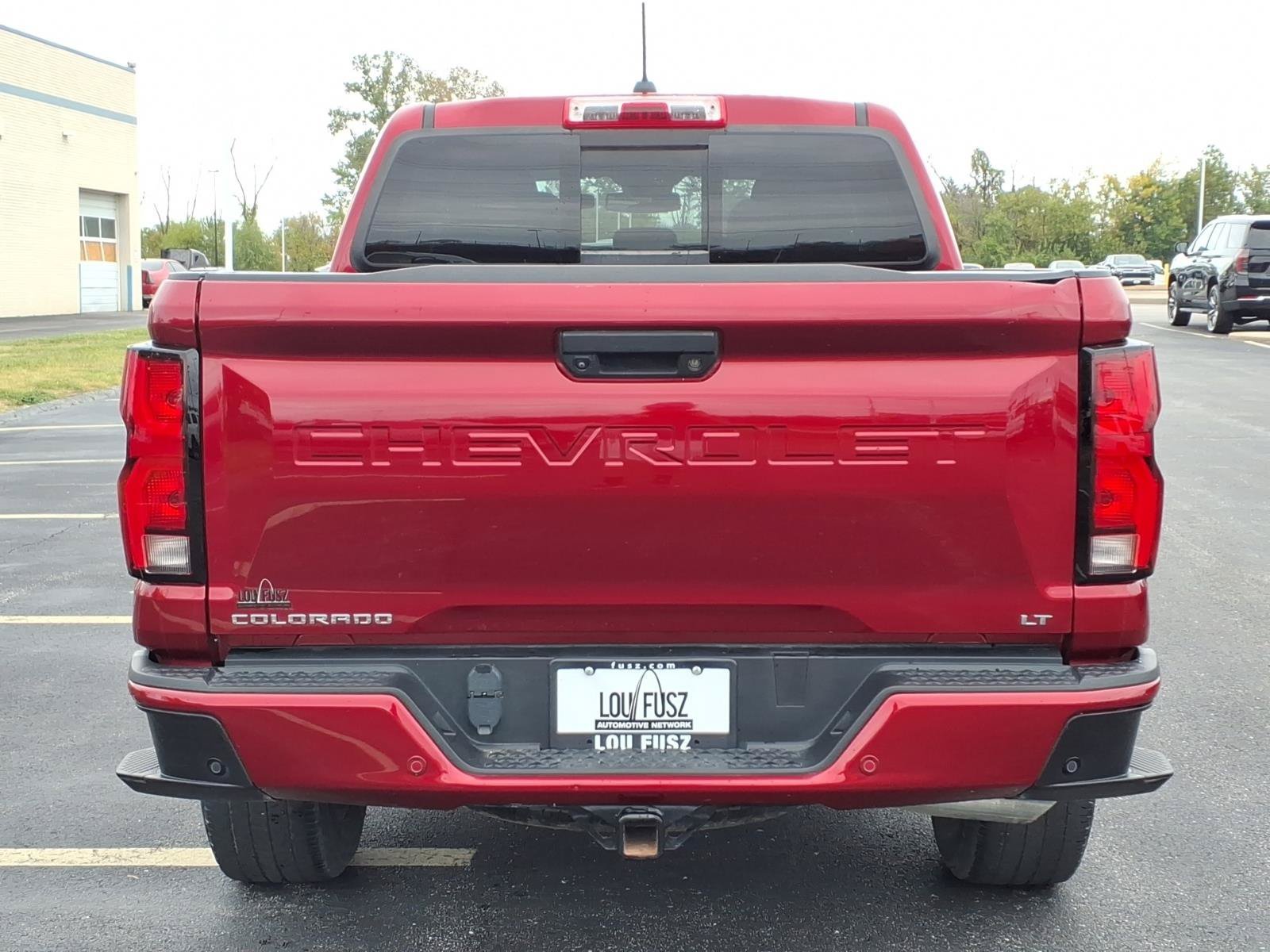Used 2023 RADIANT RED TINTCOAT Chevrolet 4WD LT image 30