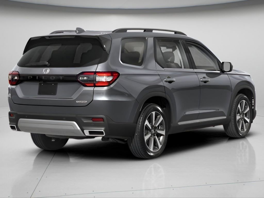 Certified Used 2025 Gray Pearl Honda Touring image 2