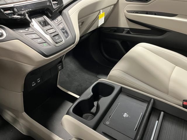 New 2026 Platinum White Pearl Honda EX-L image 22