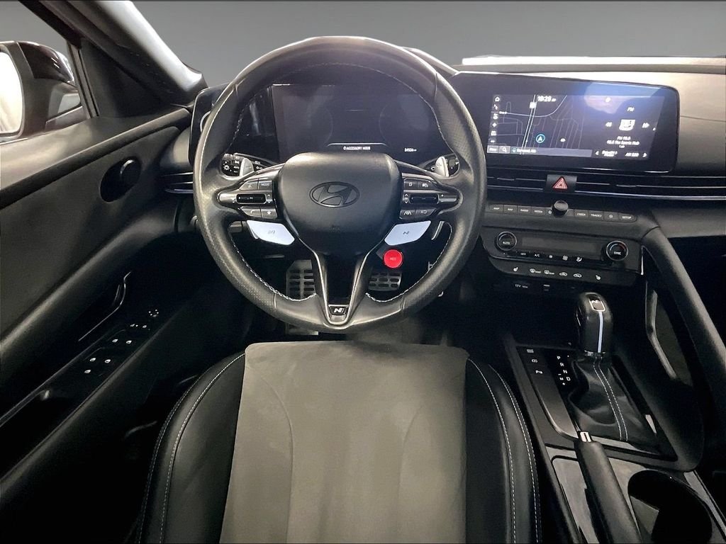 Used 2025 Red Hyundai Base image 17