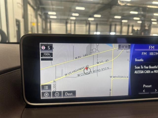 Used 2018 White Lexus 350L image 19