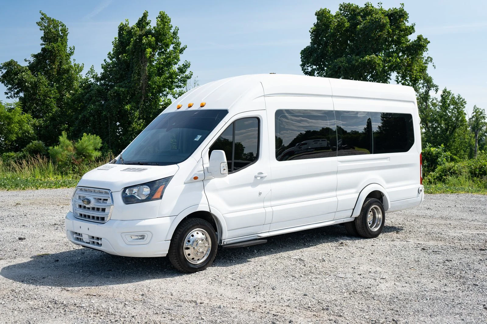 Used 2020 White Ford XL image 3