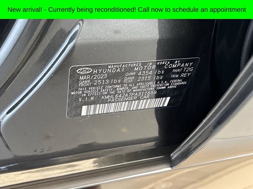Used 2023 Gray Hyundai SEL image 30